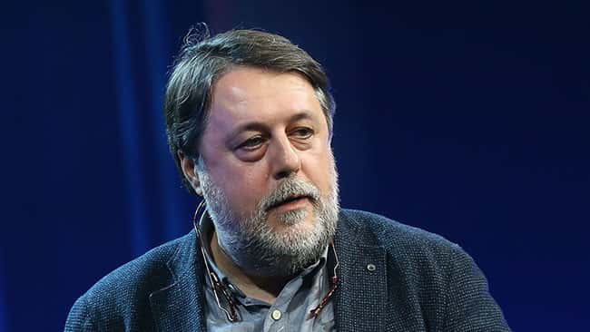 «Стране, живущей под «мертвым» Путиным, было бы полезно посмотреть на «живого» Горбачева». Виталий Манский о своем новом фильме 