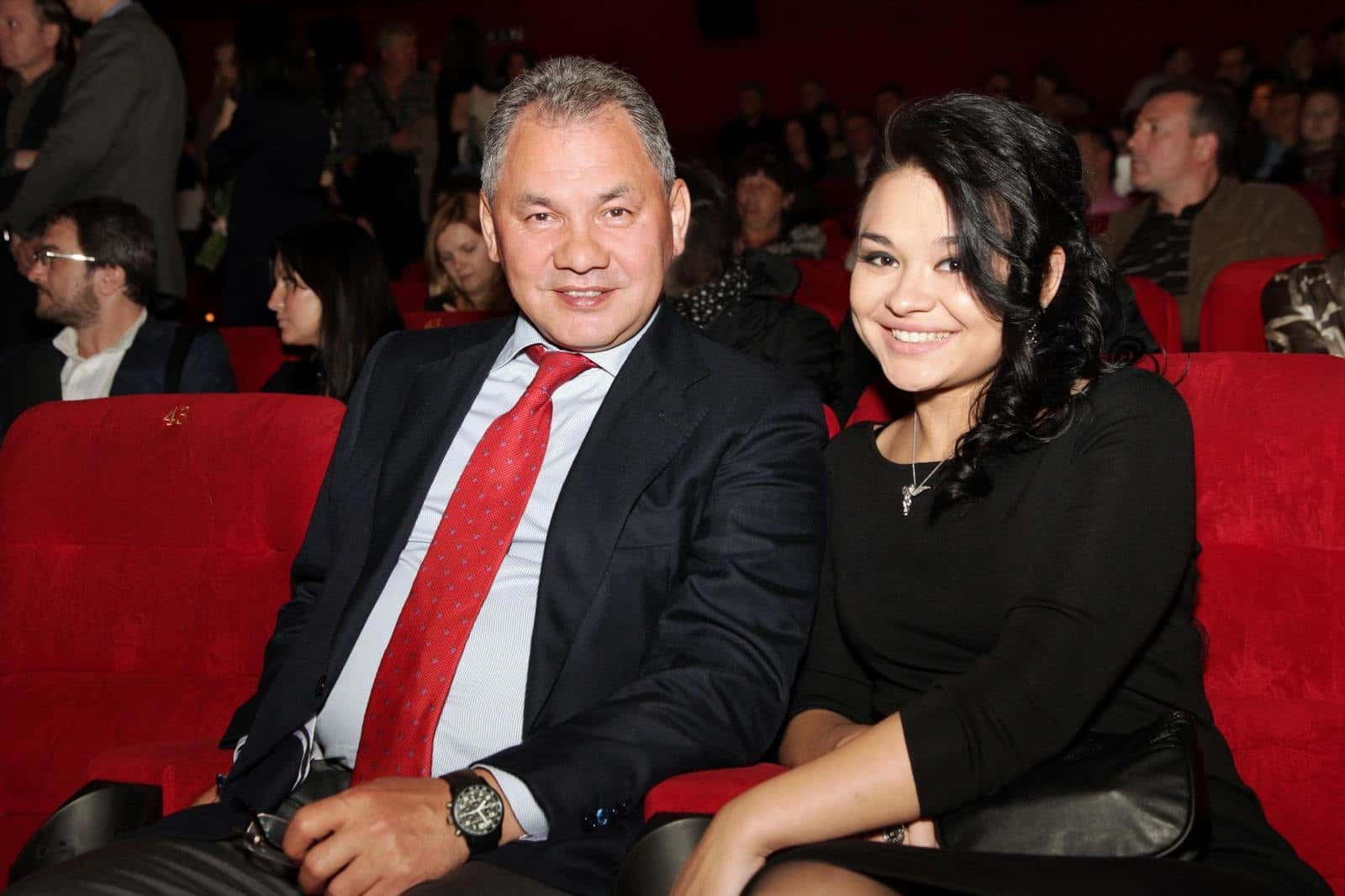 Дочь министра обороны РФ Ксения Шойгу владеет лофтом и двумя пентхаусами за полмиллиарда рублей — «Популярная политика»