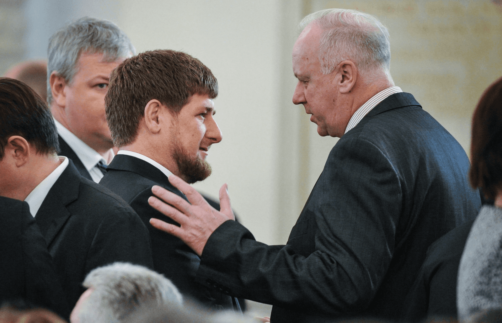 Бастрыкин поручил возбудить уголовное дело на сотрудников СБУ, которые возбудили уголовное дело на Кадырова