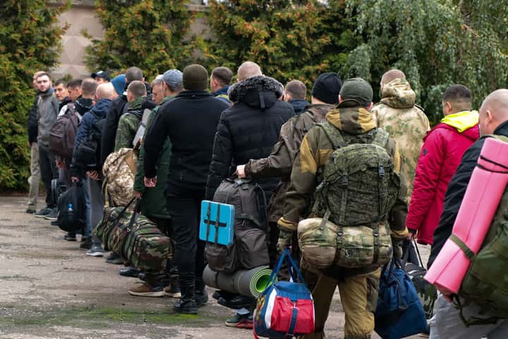 Гонка без вооружений. Мобилизация обеспечит фронту нужное число солдат, но для них придется искать матчасть