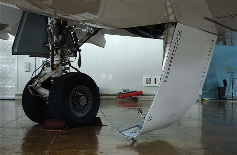  «Аэрофлот» отменил рейс Пхукет — Москва из-за повреждения створки шасси