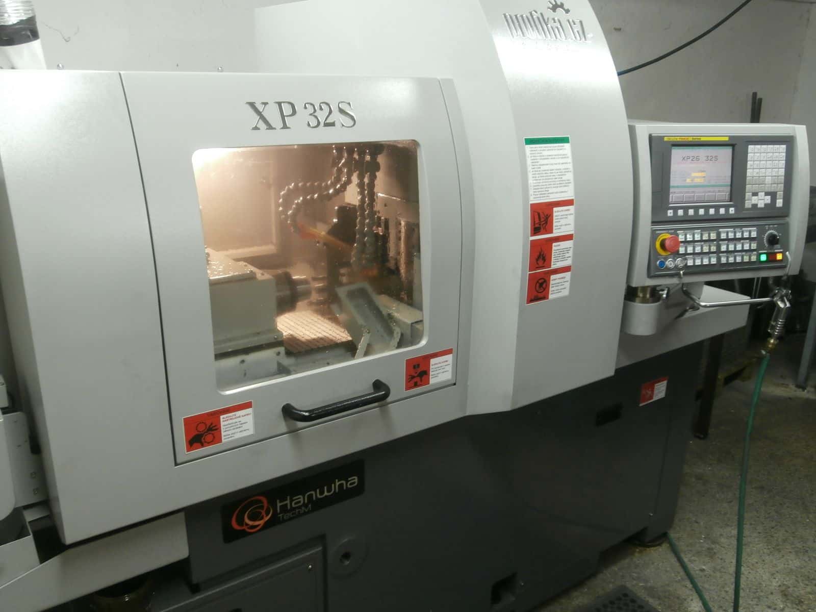 Южная Корея до последнего поставляла станки российским оружейникам. Новые американские санкции перекроют канал