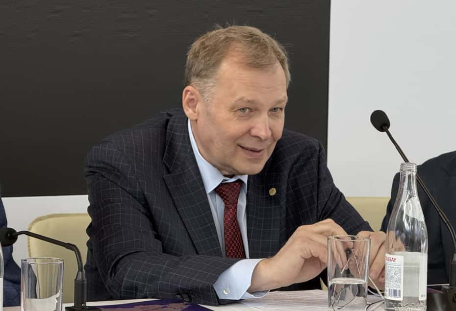 Замдиректора российского разработчика ядерного оружия владеет долей завода в Чехии. Его фирма в России поставляет оборудование для ракет