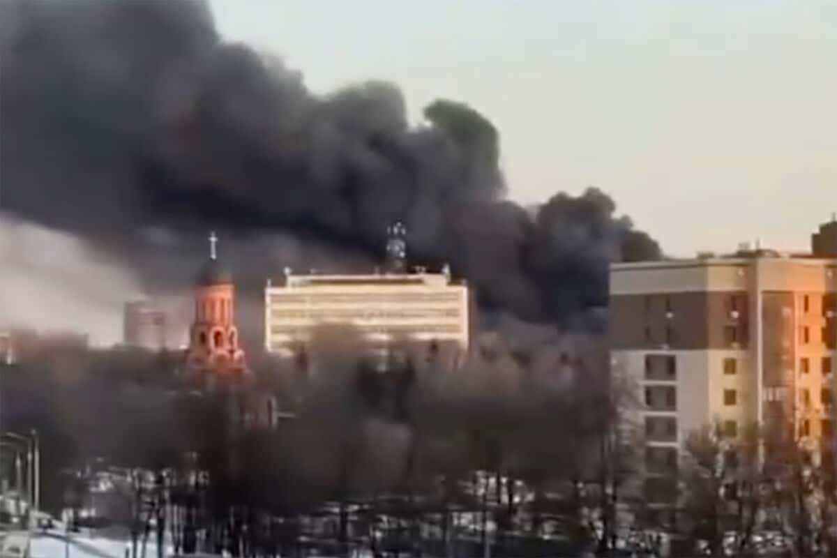 Тяжелораненых после удара в Брянске перевозят в Москву, число пострадавших выросло до 42 — губернатор Богомаз 