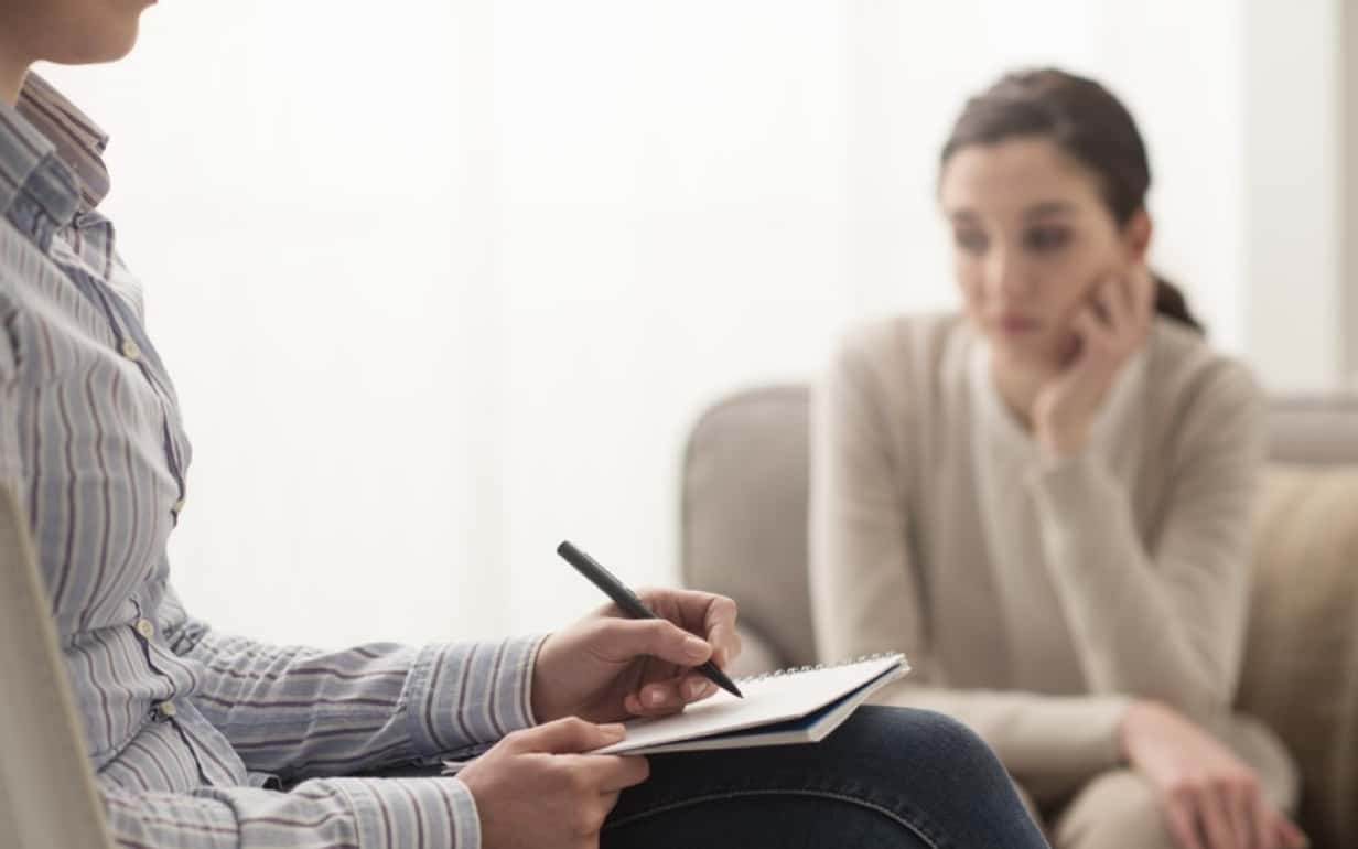 Россиянок, не планирующих рожать, направят к психологу «с целью формирования положительных установок на рождение детей» — документ Минздрава