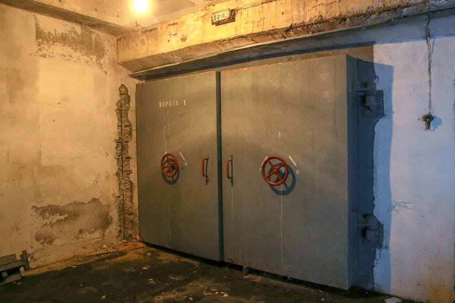 Адреса бомбоубежищ в Москве на случай ядерного удара являются «государственной тайной» — заммэра Петр Бирюков