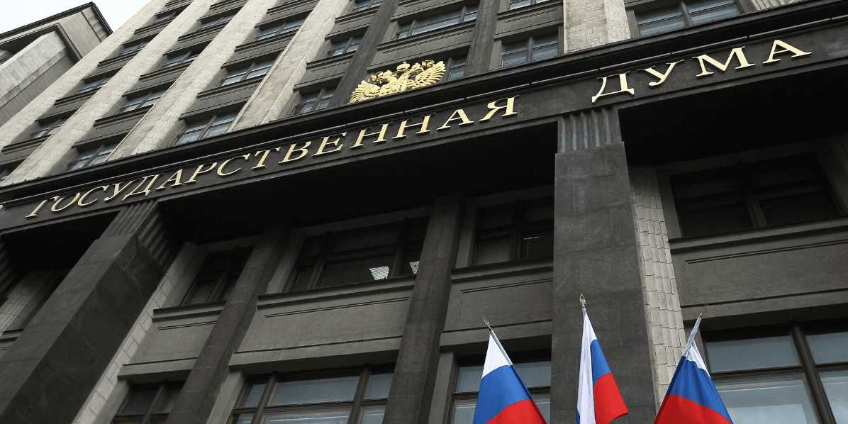 Госдума приняла законопроект об электронных повестках и мерах против «уклонистов» в трех чтениях