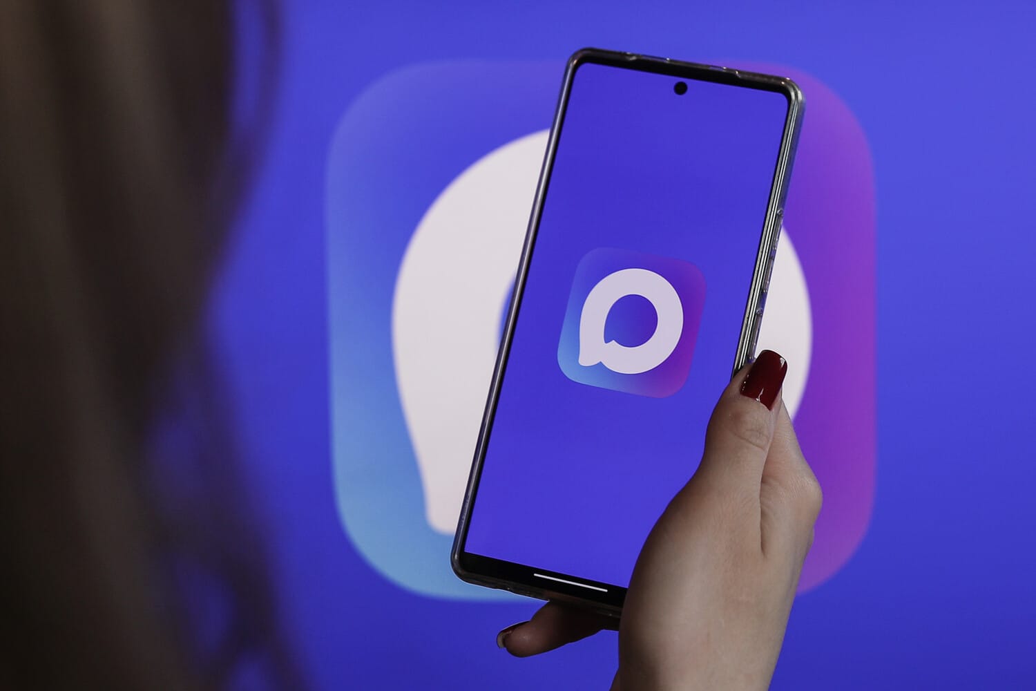 С 1 сентября все школьные родительские чаты переведут в мессенджер Max