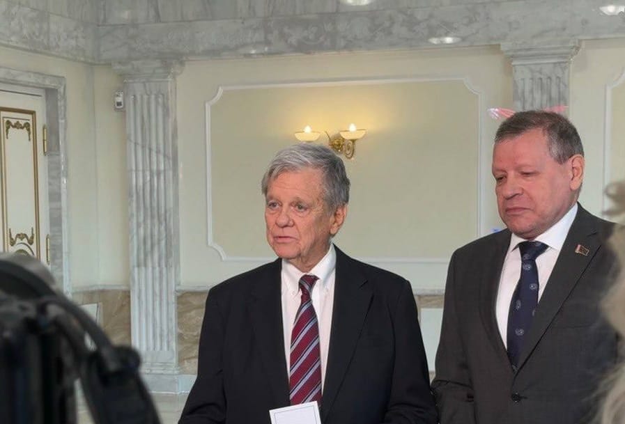 «Очень ценно всегда получать мнение президента Беларуси». Спецпосланник Трампа пригласил Лукашенко в США