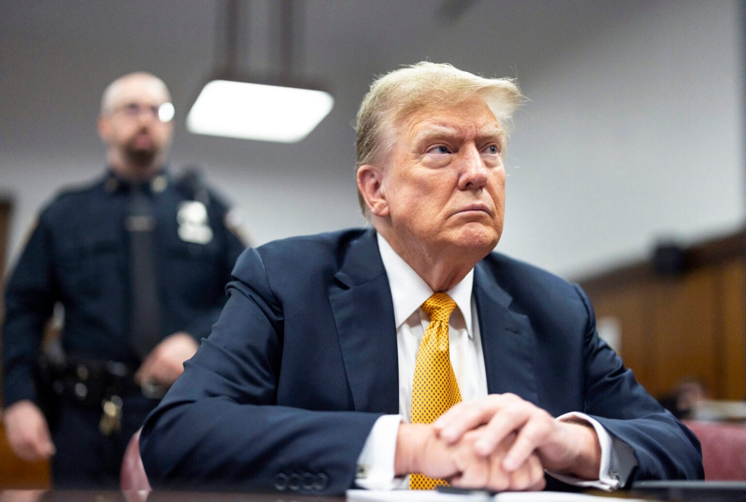 Трамп пригрозил направить агентов ICE в аэропорты США, если демократы не уступят в принятии бюджета для Министерства внутренней безопасности