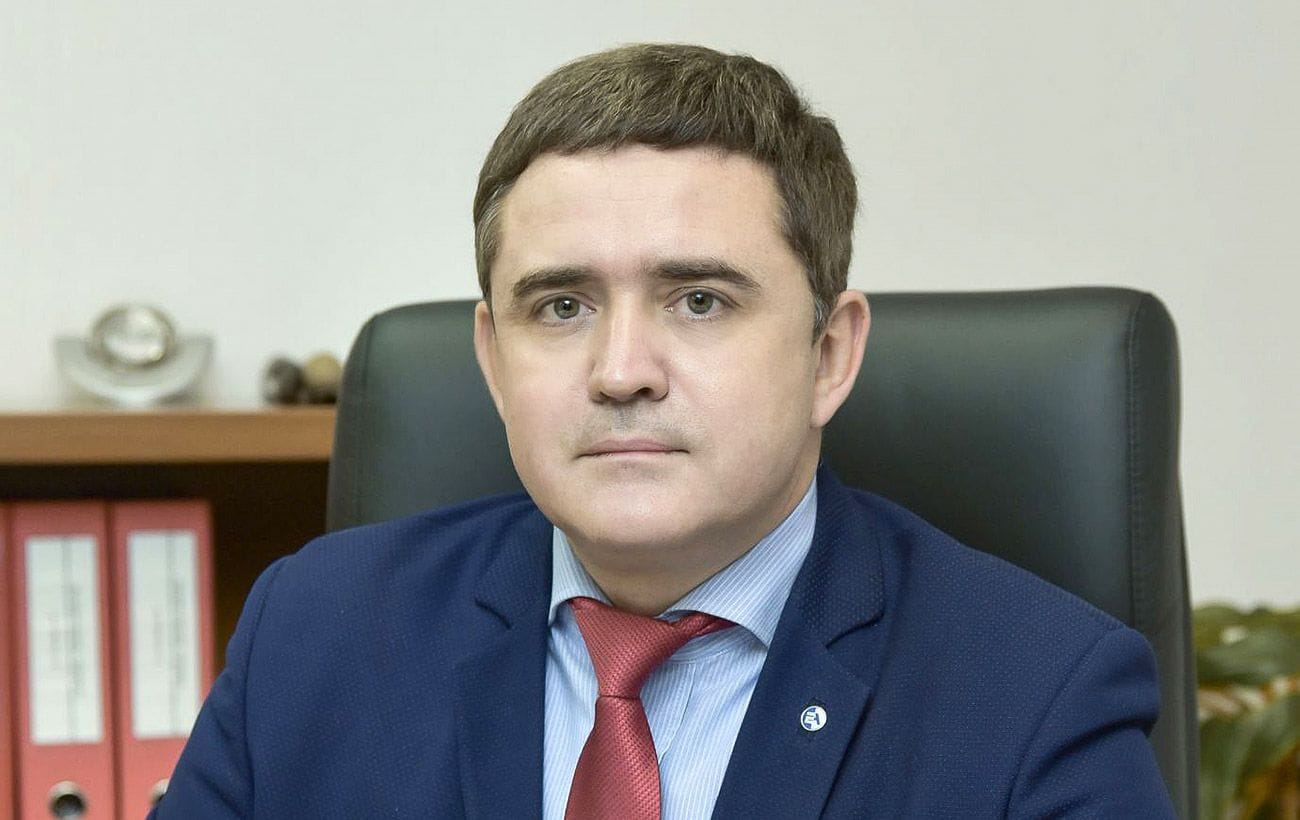 Похищенный Россией гендиректор Запорожской АЭС вернулся домой 