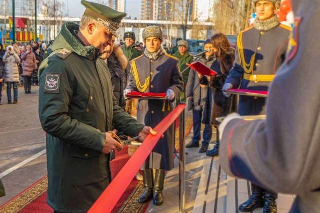 Living the high life: how senior military officers get upscale apartments in Russia