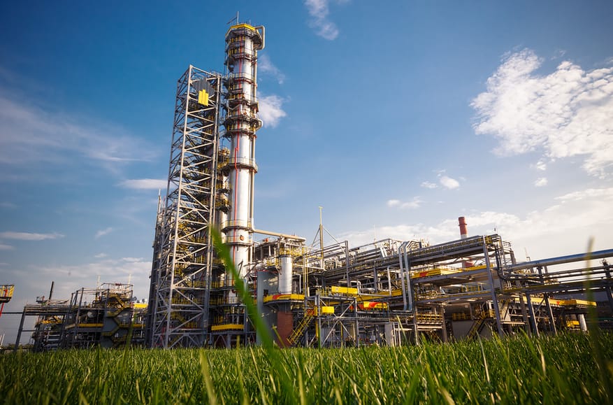 Workers leave oil refineries in southern Russia en masse due to Ukrainian drone attacks