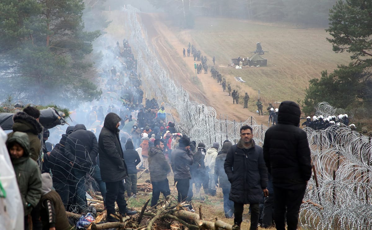Президент Польши подписал закон о приостановке права мигрантов подавать прошение об убежище в чрезвычайных условиях