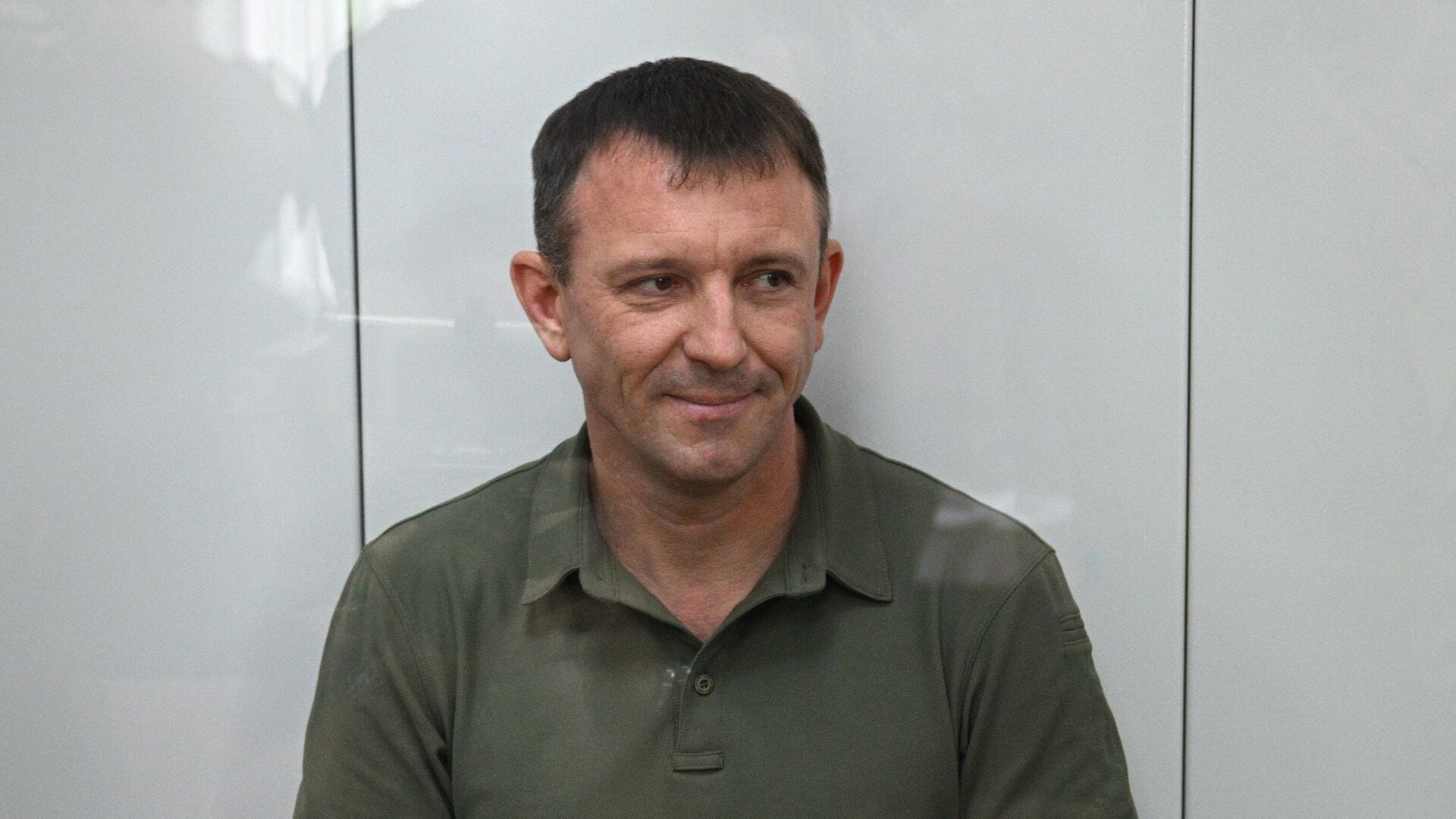 В дело генерала Попова, обвиненного в мошенничестве, добавили служебный подлог. Следствие боится, что первое обвинение развалится — адвокат