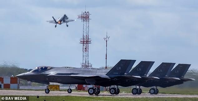 U.S. Air Force F-35 fighter jets at RAF Lakenheath in Suffolk in 2024. Photo: BAV Media