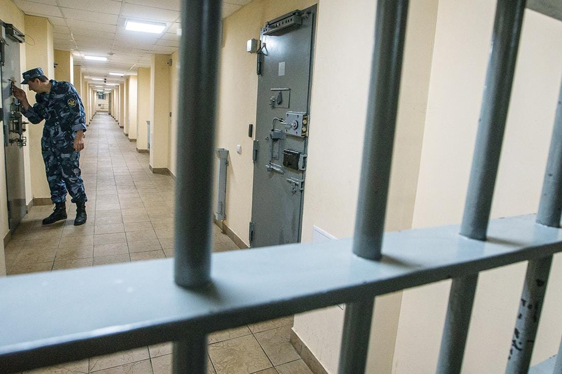 В 2026 году в России растет число уголовных дел против свидетелей Иеговы и сторонников движения «Артподготовка» — доклад