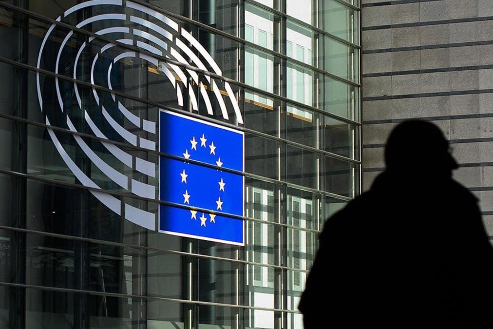 Брюссельская копипаста: новый пакет санкций ЕС был сделан с помощью LLM, он пестрит ошибками и полностью игнорирует Китай