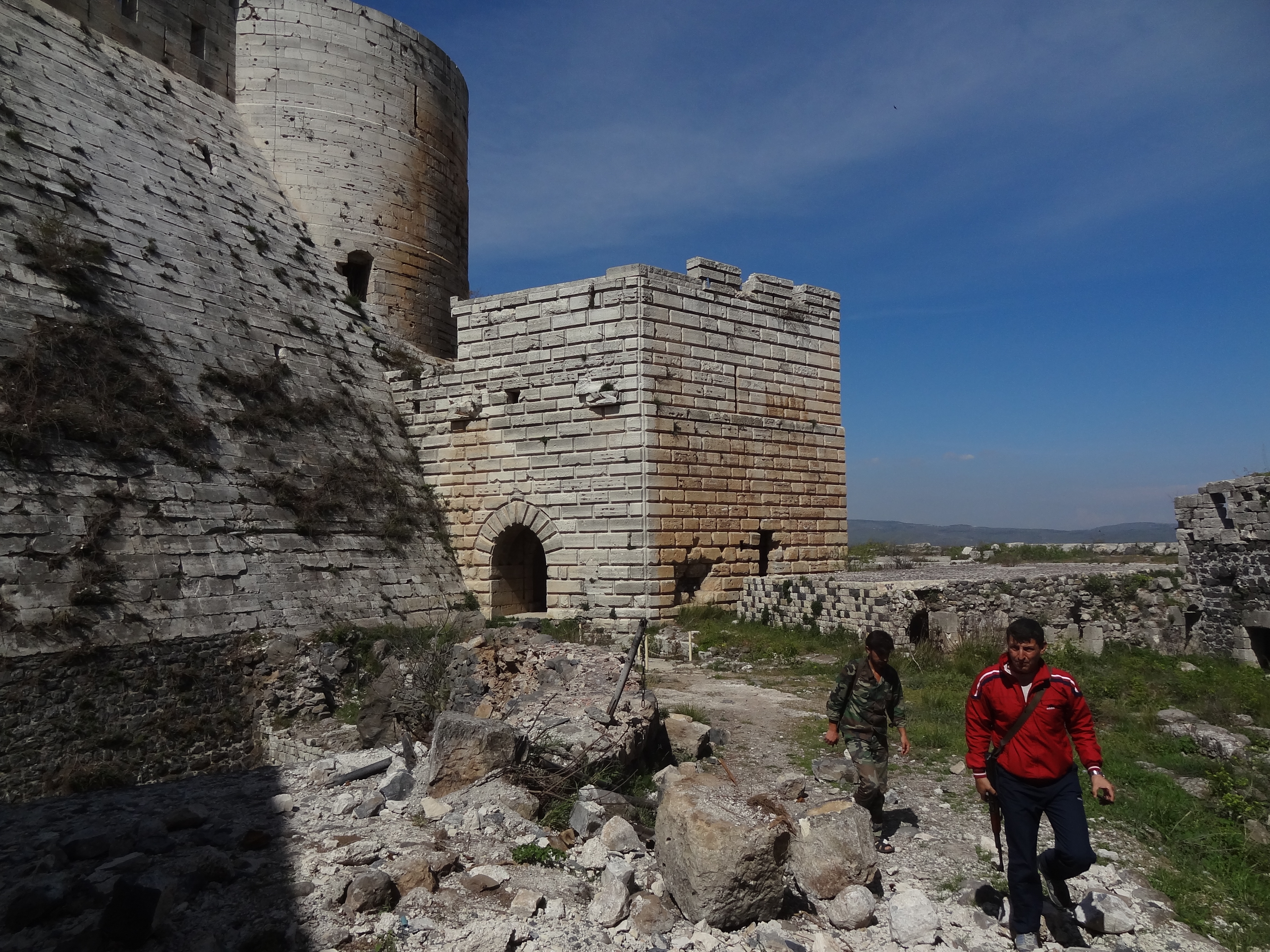 Замок крестоносцев в Сирии Крак де Шевалье — памятник ЮНЕСКО и колыбель «Хайат Тахрир аш-Шам»
