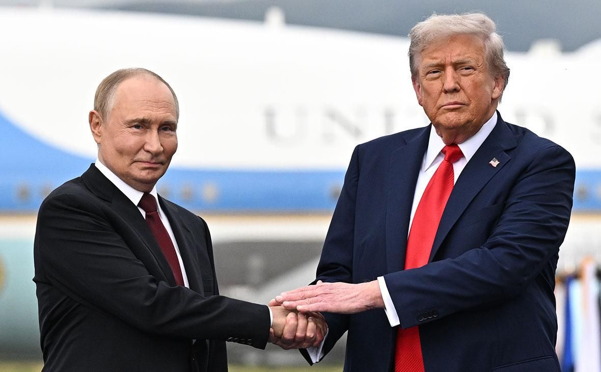  Vladimir Putin and Donald Trump during their meeting in Alaska in August 2025.