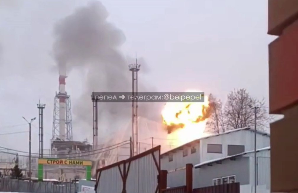 Ракетный удар по ТЭЦ «Луч» 7 февраля 2026 года, скриншот видео Telegram-канала «Пепел»