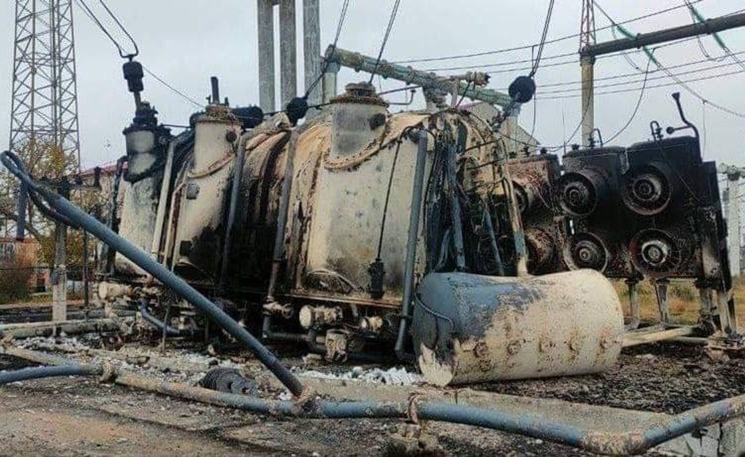 A 250-tonne autotransformer blown up by Russian troops during their retreat in the Kherson Region