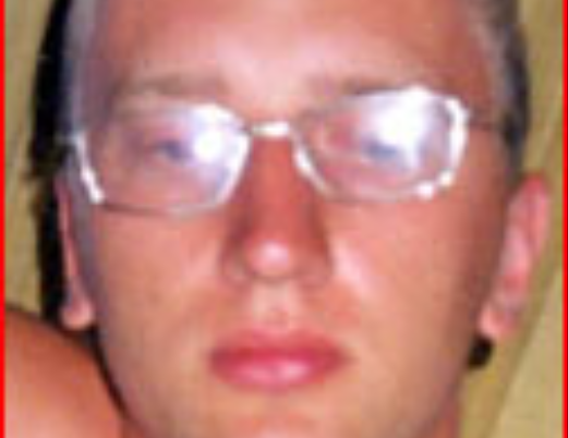 максим степанович находится в психушке